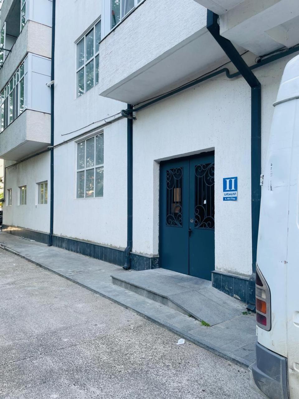 Kate'S New Cozy Apartment Kutaisi Exterior photo